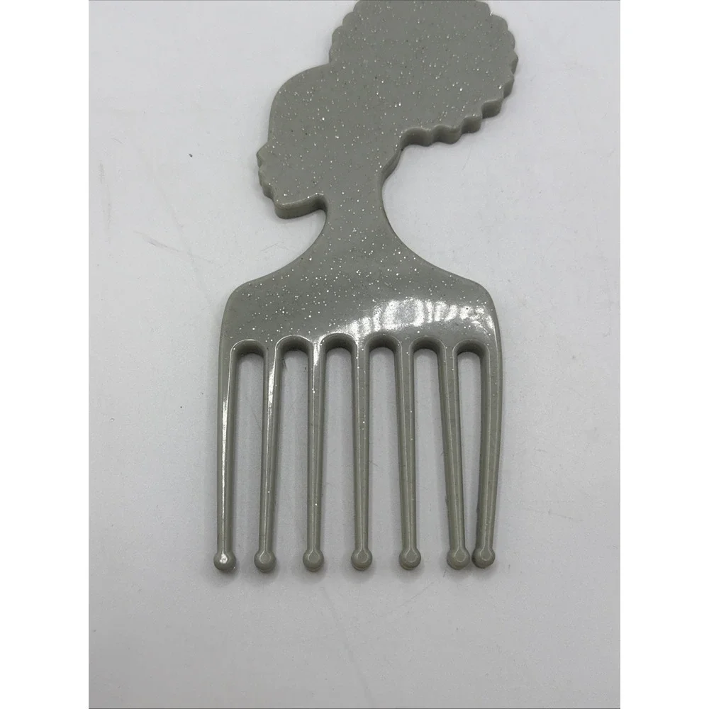The Unbranded Brand lot custom